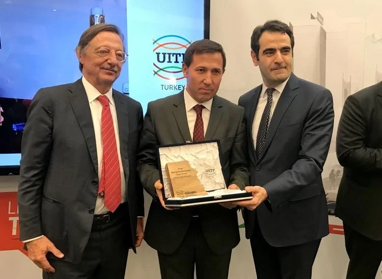 UITP Toplantısında verilen ödüller firmamız tarafından tasarlanmıştır.