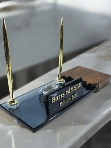 VIP Ahşap Kristal Masa İsimlik - 15
