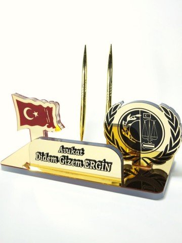 Türk Bayrağı Ve Baro Logolu Masa İsimliği