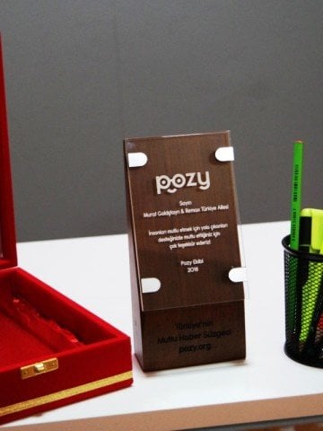 Özel Tasarım Ahşap Plaket / AP-002