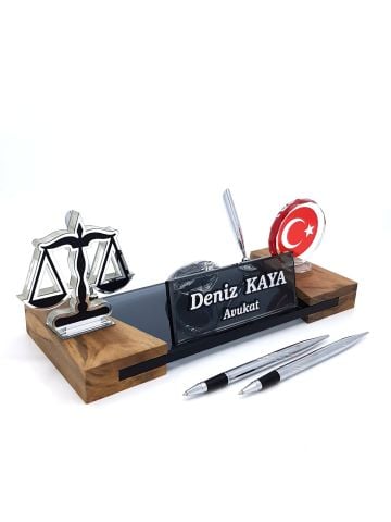 Terazili Kristal Masa İsimliği