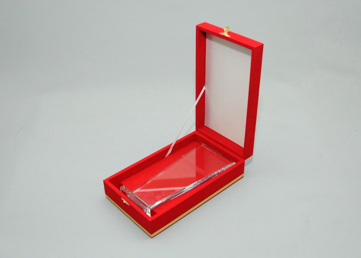 Süet Plaket Kutusu